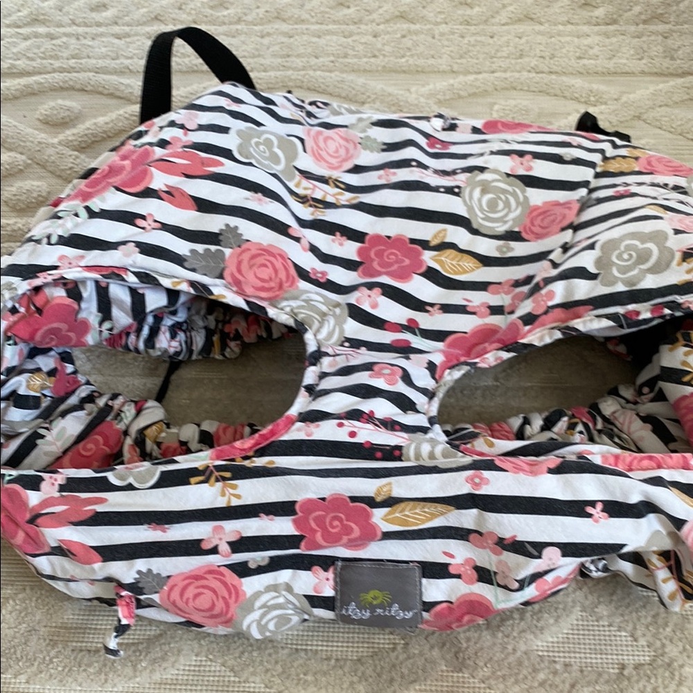 Itzy Ritzy shopping cart cover Floral Striped